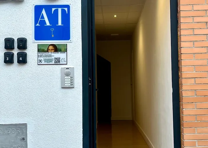 Apartamentos Elite - Art Collection - Leonardo