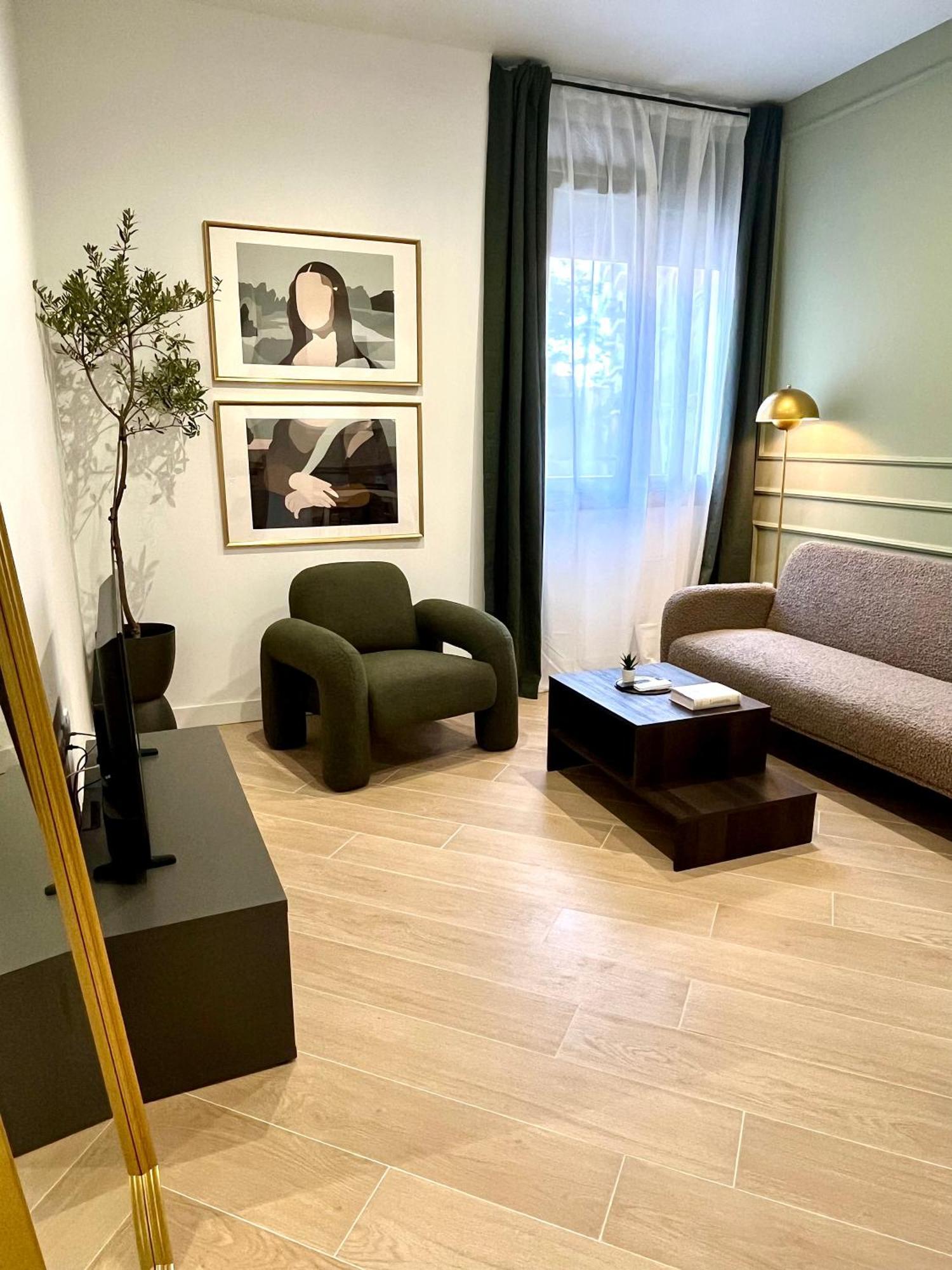Elite - Art Collection - Leonardo Apartment *